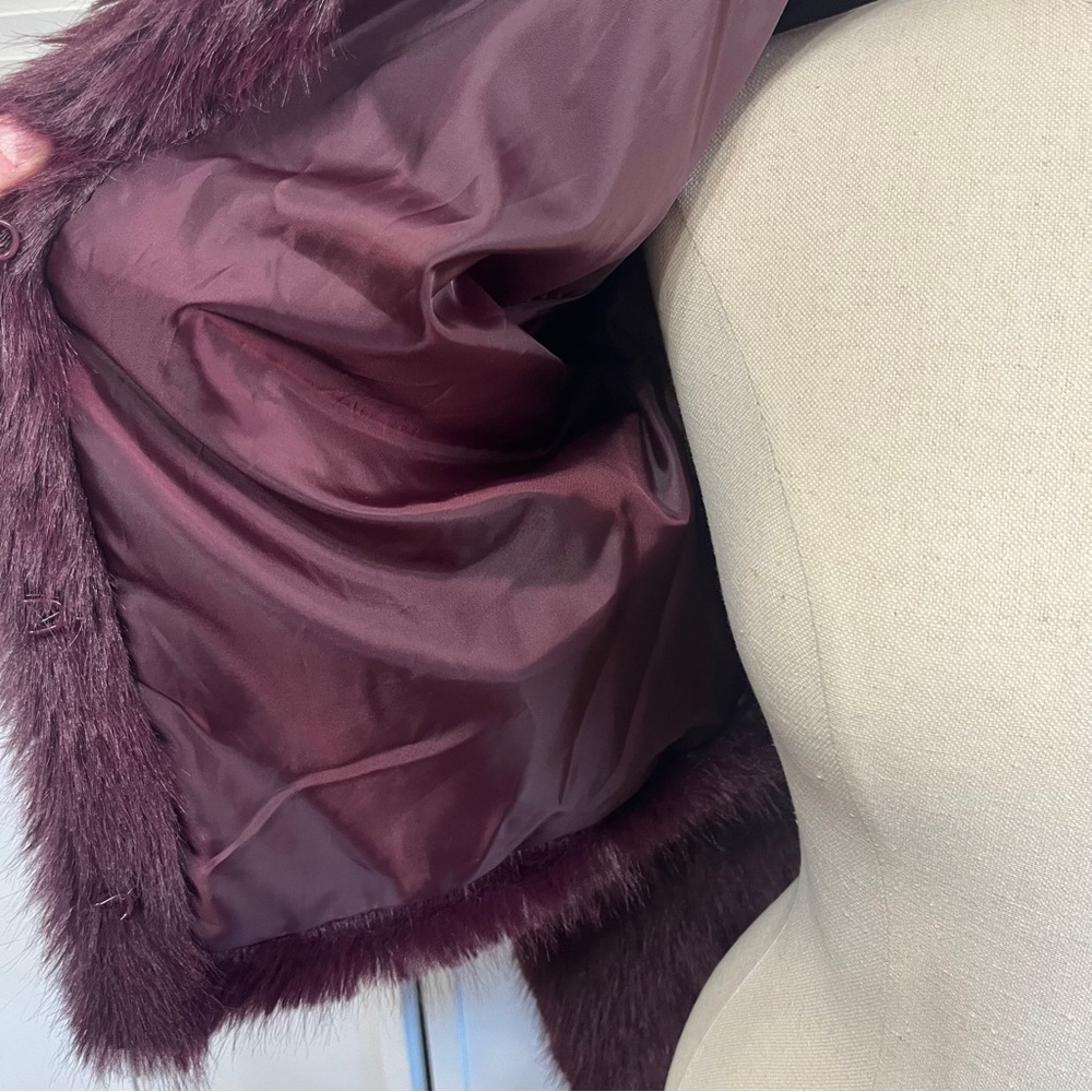 NWT No Boundaries Burgundy Faux Fur Teddy Jacket - Picture 9 of 9